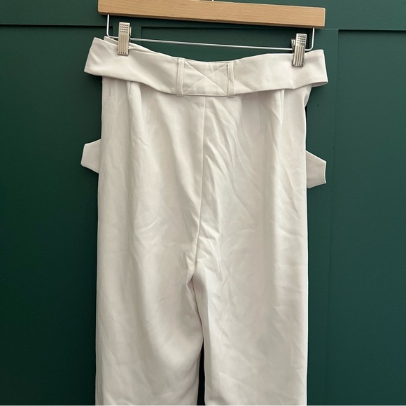 For Love & Lemons “Natasha” Wide Leg Belted Pant In Cream - Picture 9 of 15